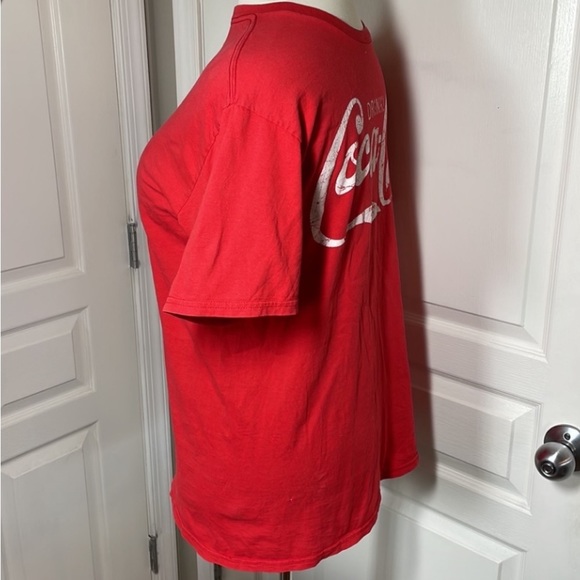 Drink Coca-Cola Graphic T-Shirt Red White Soft Tee Shirt Coke Vintage Print - Picture 3 of 16